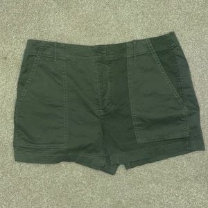 Banana republic army green shorts